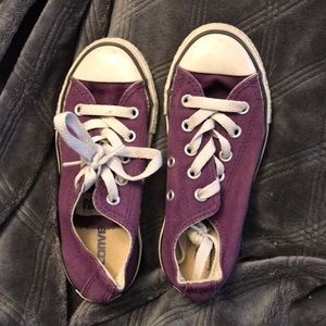 Girl’s Purple Converse